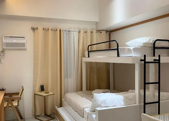 Furnished Family Near It Park And Waterfront With Pool, Wifi, Gym Access