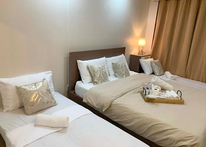 Furnished Family Near It Park And Waterfront With Pool, Wifi, Gym Access