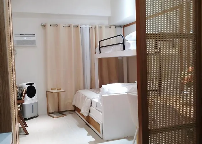 Furnished Family Near It Park And Waterfront With Pool, Wifi, Gym Access 4* Cebu