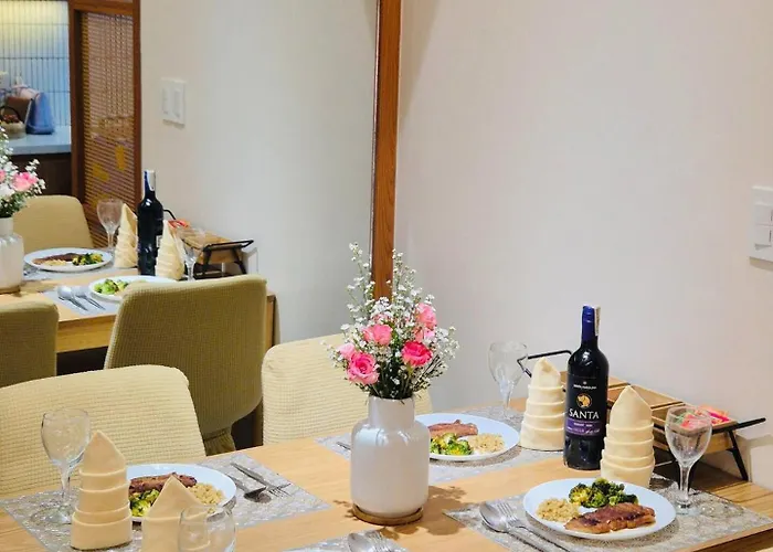 Aparthotel Furnished Family Near It Park And Waterfront With Pool, Wifi, Gym Access