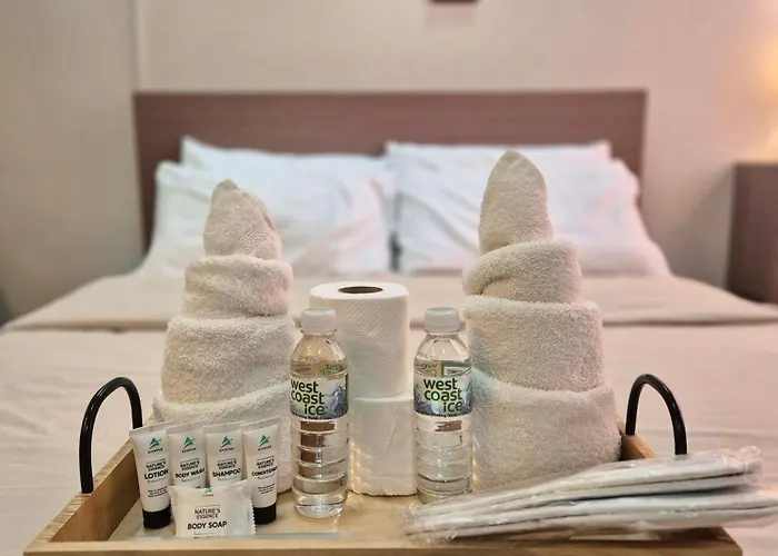 Furnished Family Near It Park And Waterfront With Pool, Wifi, Gym Access Apartahotel